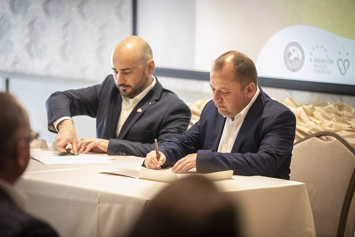 Nagy családban a sajtkészítők